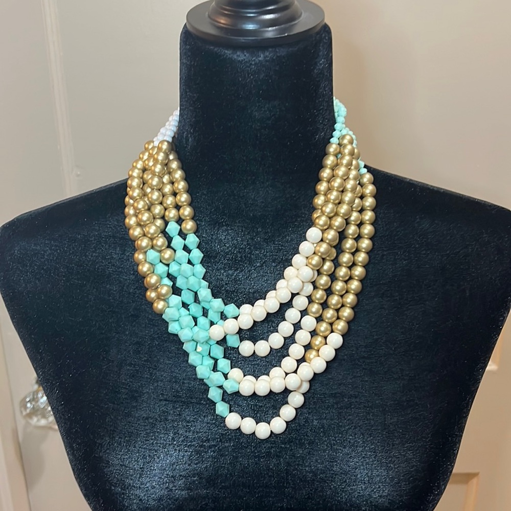 Beaded necklace